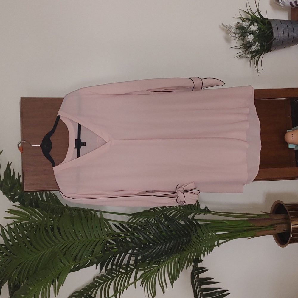Worthington Pink Blouse with Tie Sleeve. XXLarge